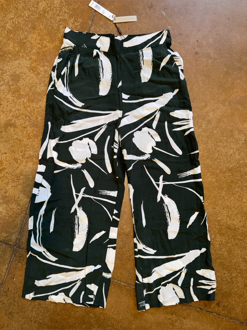 Ellie Tahari wide leg elastic pants jungle green brushstrokes abstract  sz med